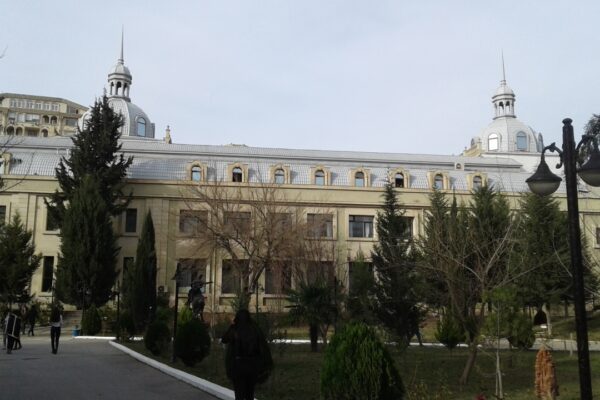 Azerbaycan Devlet Sanat Akademisi kampüs görseli