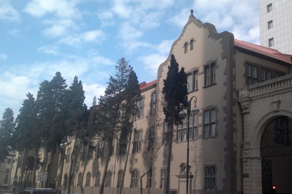 Azerbaycan Devlet Pedogoji Üniversitesi kampüs görseli